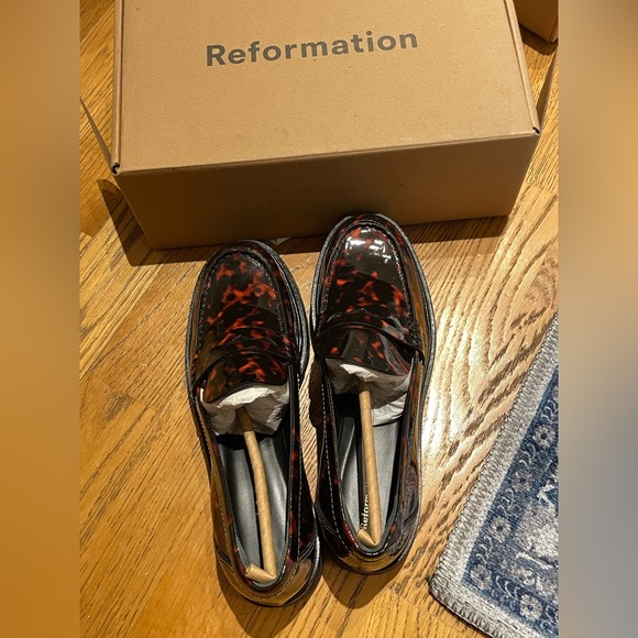 NWT Reformation Agathea Loafer 🖤🫶🏻 - Picture 7 of 8
